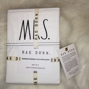 Rae Dunn Mrs. Mr. PILLOWCASE